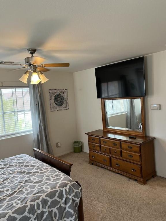Vic'S 3 Bedroom 4Beds & Pool Centrally Located! Las Vegas Dış mekan fotoğraf